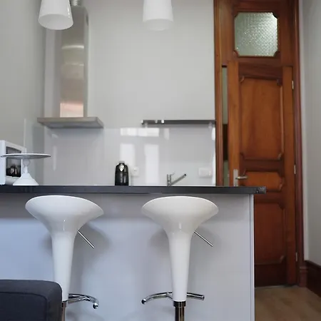 Nidos Accommodation Gaia *