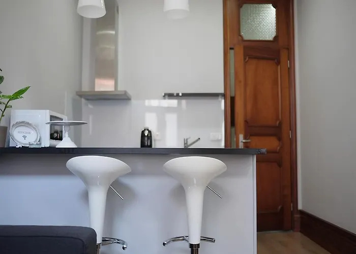 Nidos Accommodation Gaia *